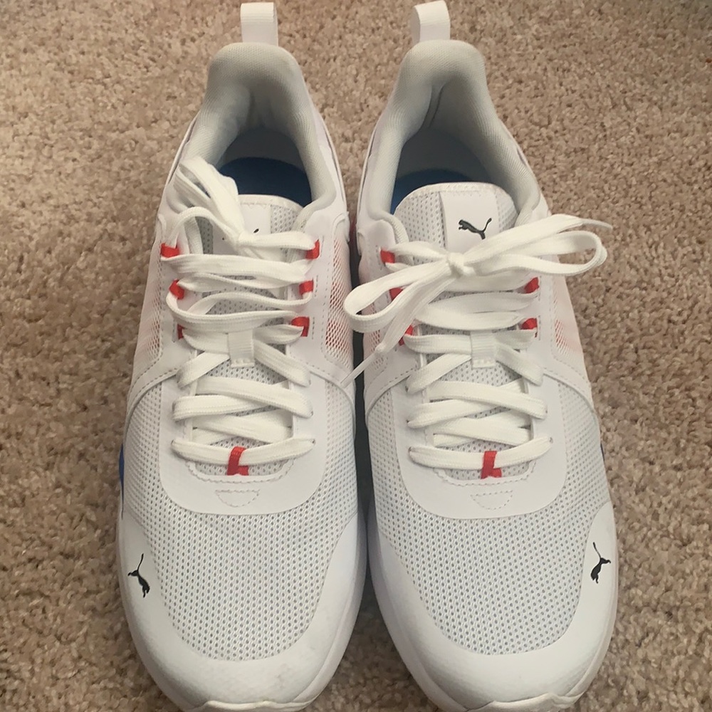 Men's puma sneakers